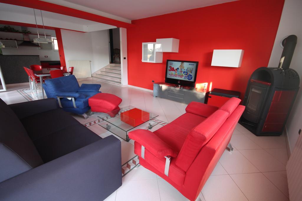 Holiday House Veli Vrh Pula Oda fotoğraf